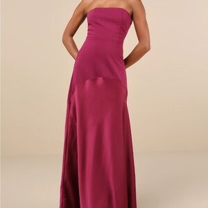 Elegant Strapless Burgundy Dress